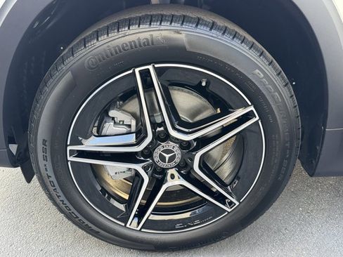 New 2026 Mercedes-Benz GLB 250 image 8
