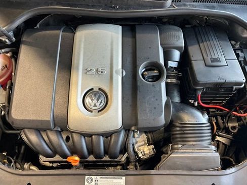 Used 2009 Volkswagen Jetta SE FWD image 36