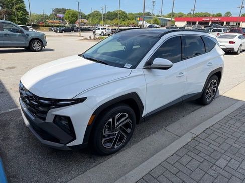 Used 2026 Hyundai Tucson Limited image 2