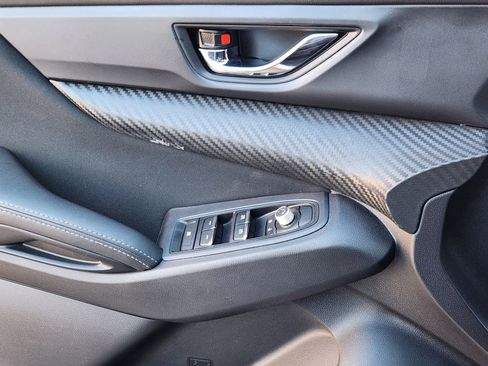 Used 2024 Subaru Ascent Premium w/ Convenience Package image 27