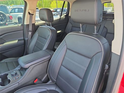 Used 2023 GMC Acadia Denali FWD image 21