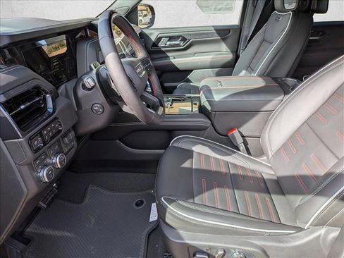 New 2026 GMC Yukon XL AT4 Ultimate image 4