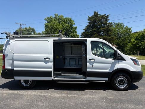 Used 2019 Ford Transit 250 148 Low Roof RWD image 8