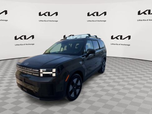 Used 2025 Hyundai Santa Fe SEL image 3