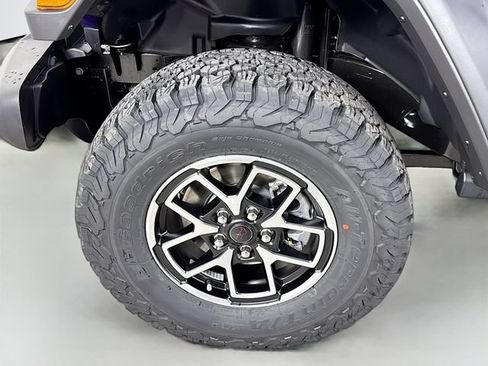 New 2026 Jeep Wrangler Unlimited Rubicon w/ Safety Group AWD/4WD image 31