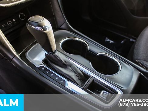 Used 2020 Chevrolet Equinox LT image 37