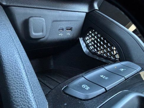 Used 2024 Chevrolet TrailBlazer LT w/ Driver Confidence Package image 23