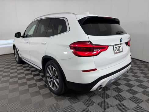 Used 2018 BMW X3 xDrive30i w/ Premium Package AWD/4WD image 3