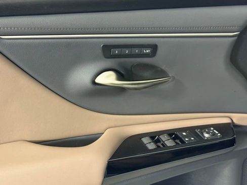 New 2025 Lexus ES 350 350 image 12