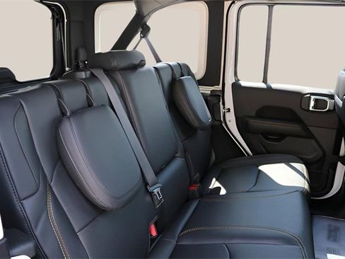 New 2025 Jeep Wrangler Unlimited Sahara image 18