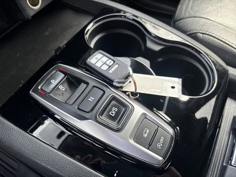 Used 2022 Honda Pilot Touring image 19
