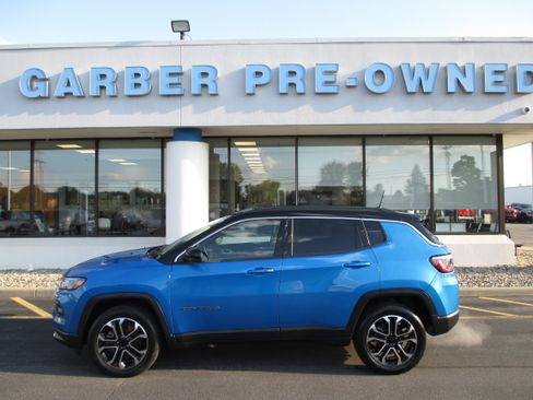 Used 2024 Jeep Compass Limited image 2