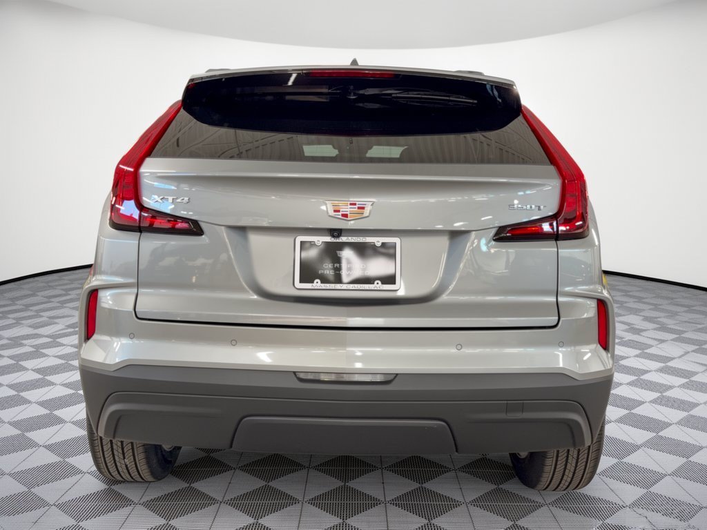 Used 2024 Cadillac XT4 Luxury FWD image 11