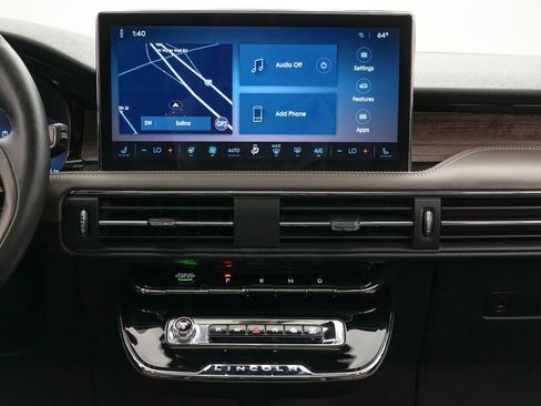 Used 2023 Lincoln Corsair Reserve w/ Equipment Group 201A image 15