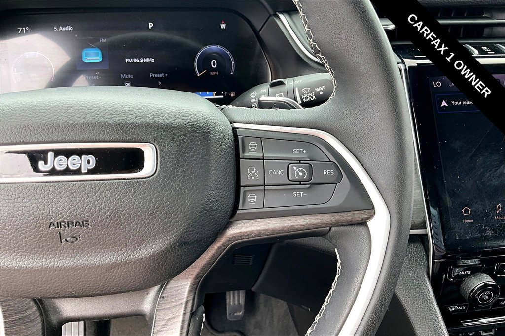 Used 2024 Jeep Grand Cherokee L Limited AWD/4WD image 17