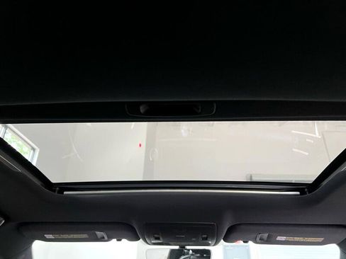 Used 2015 Lexus RC 350 w/ F Sport w/Summer Tires image 15