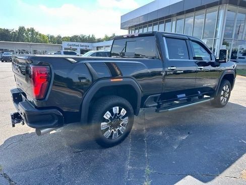 Used 2025 GMC Sierra 2500 Denali w/ Denali Reserve Package AWD/4WD image 14