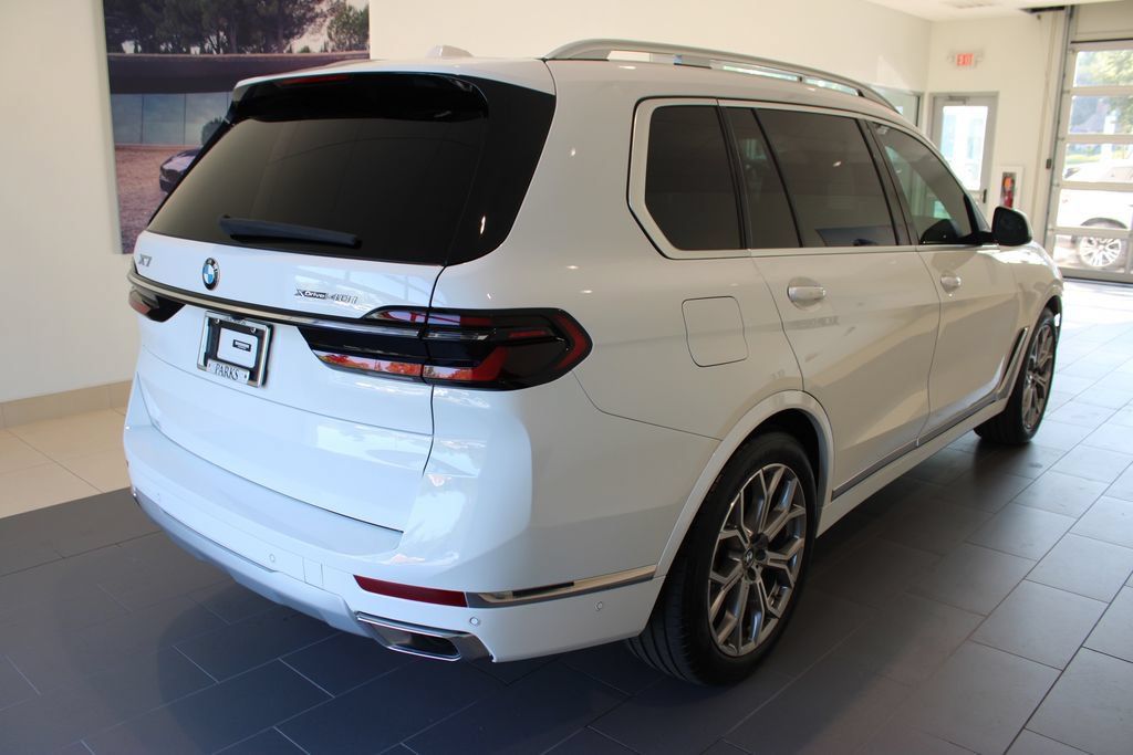 Used 2023 BMW X7 xDrive40i AWD/4WD image 20