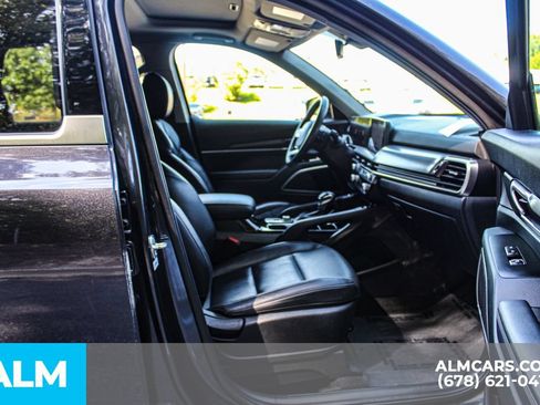 Used 2025 Kia Telluride S FWD image 21