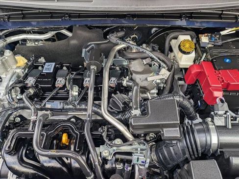 Certified 2025 Nissan Kicks SV image 21