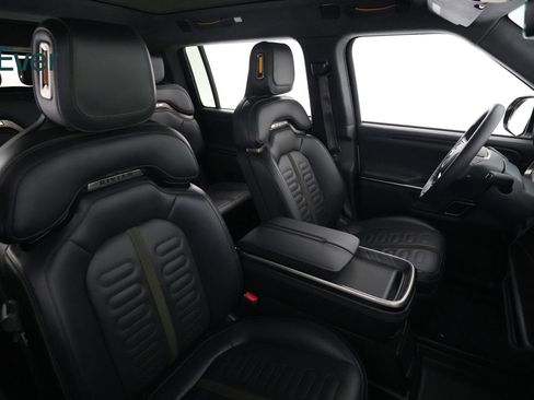 Used 2024 Rivian R1S Adventure AWD/4WD image 27