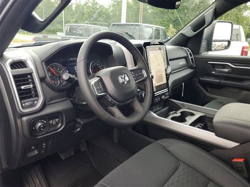 New 2025 RAM 1500 Big Horn image 7