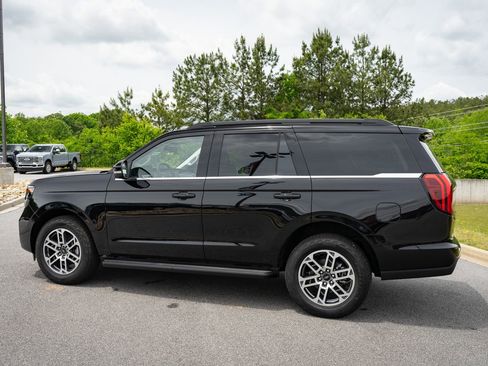 New 2026 Ford Expedition Active AWD/4WD image 7