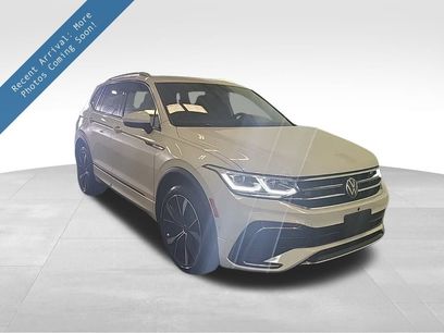 Used 2024 Volkswagen Tiguan SEL R-Line