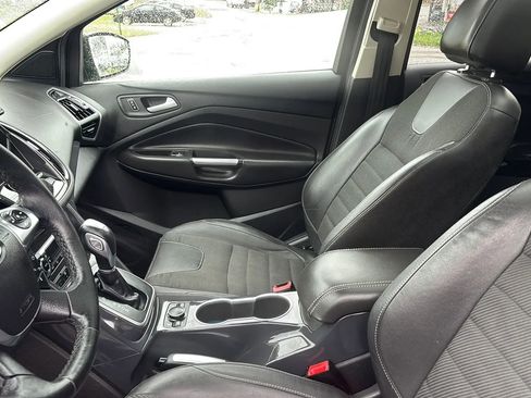 Used 2013 Ford Escape Titanium w/ Parking Technology Pkg FWD image 27