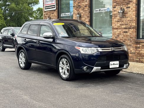 Used 2015 Mitsubishi Outlander SE AWD/4WD image 7