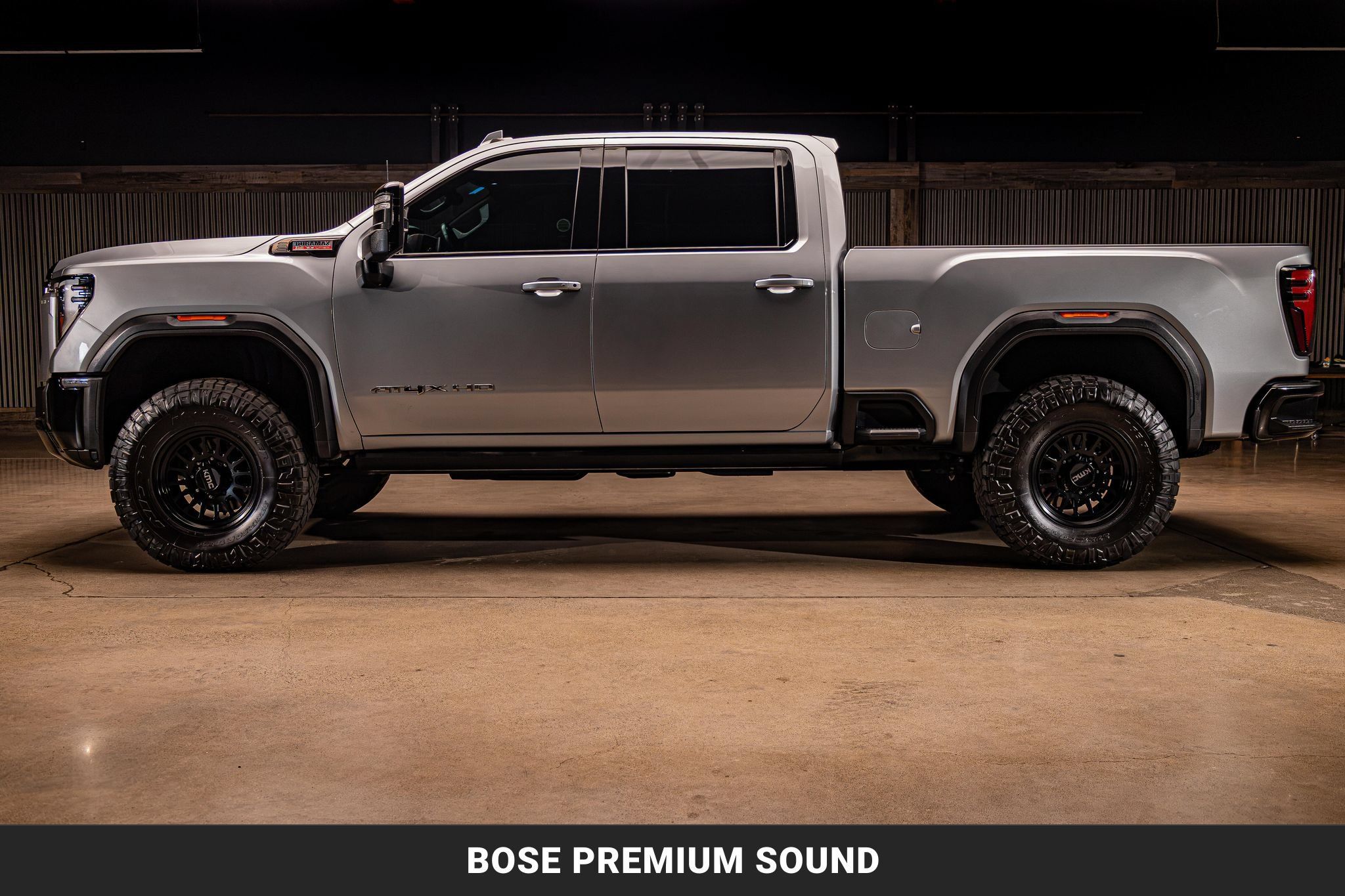 Used 2024 GMC Sierra 2500 AT4X AWD/4WD image 5