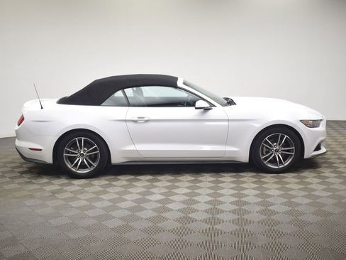 Used 2017 Ford Mustang Premium image 12