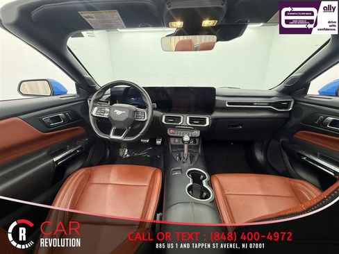 Used 2024 Ford Mustang Premium RWD image 17