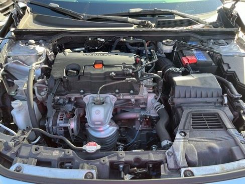 Used 2023 Honda Civic Sport image 5