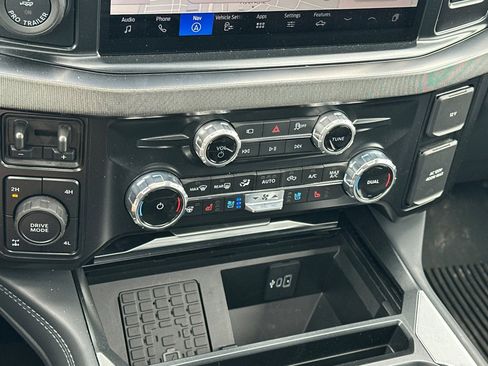 Used 2026 Ford F350 Platinum AWD/4WD image 19