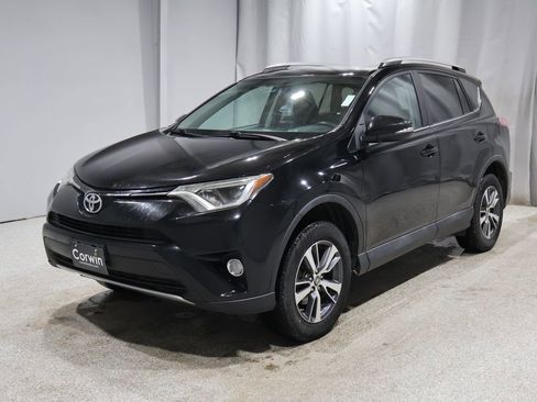 Used 2016 Toyota RAV4 XLE image 5