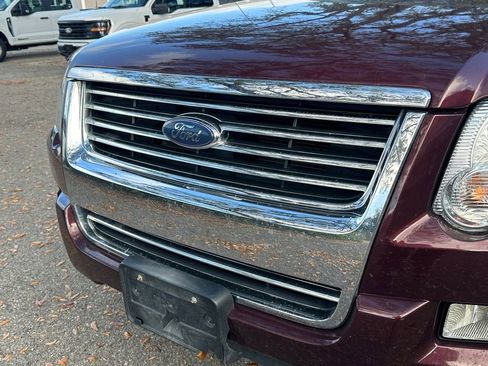 Used 2006 Ford Explorer Limited image 21