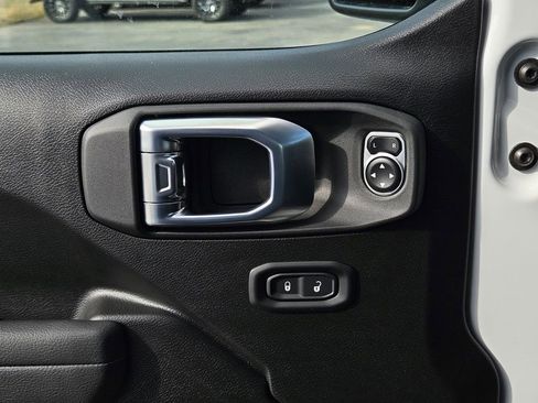 New 2026 Jeep Wrangler Willys image 25