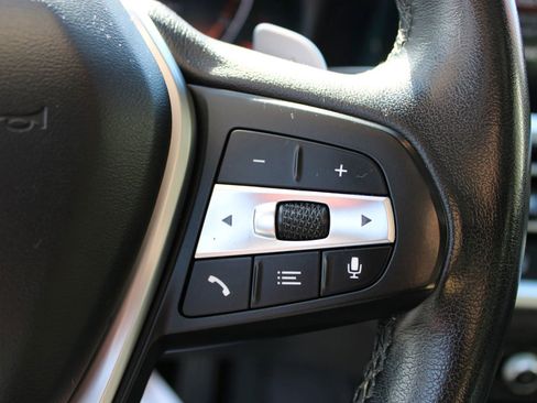 Used 2020 BMW 330i Sedan w/ Convenience Package image 29