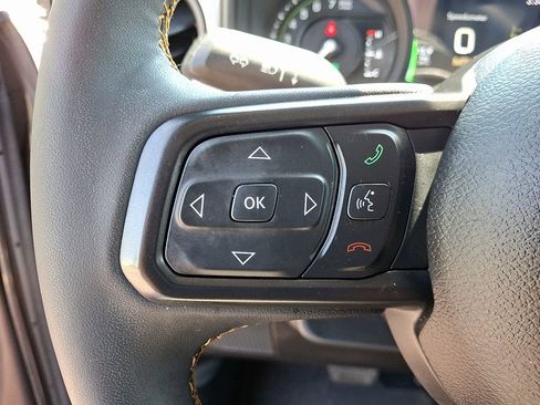 Used 2024 Jeep Wrangler Unlimited AWD/4WD image 20