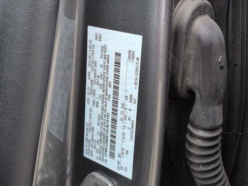 Used 2025 Ford Escape ST-Line image 24