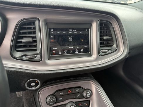 Used 2023 Dodge Challenger SXT image 18