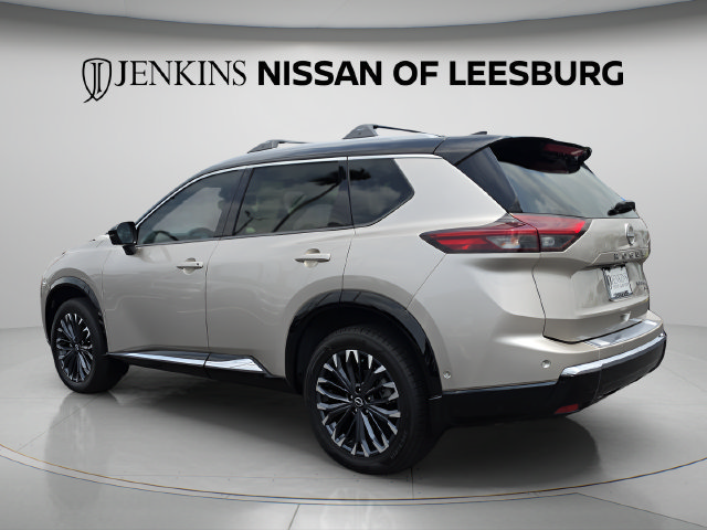 Used 2025 Nissan Rogue Platinum w/ Platinum Premium Package AWD/4WD image 10
