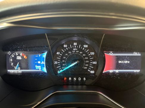 Used 2018 Ford Fusion Titanium AWD/4WD image 32