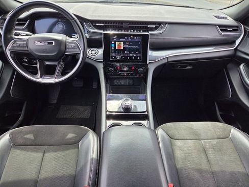 Used 2021 Jeep Grand Cherokee L Laredo RWD image 12