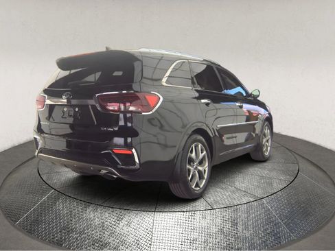 Used 2019 Kia Sorento SX w/ SX Touring Package FWD image 2