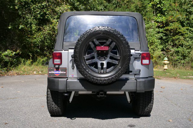 Used 2015 Jeep Wrangler Sport w/ Quick Order Package 24S AWD/4WD image 8