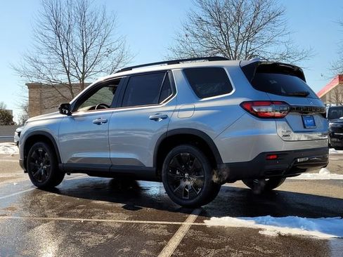 New 2026 Honda Pilot Black Edition image 3