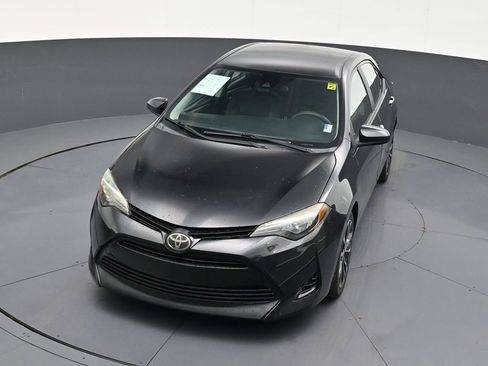 Used 2018 Toyota Corolla LE image 20