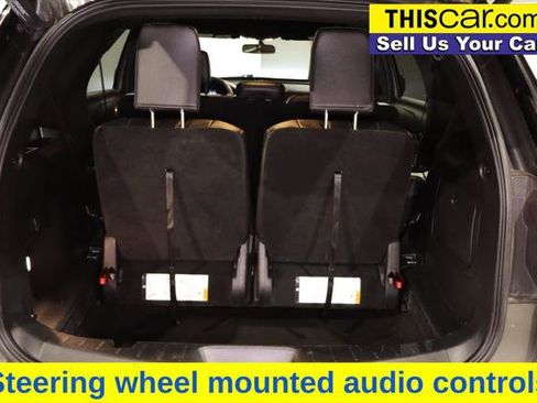 Used 2018 Ford Explorer XLT w/ Equipment Group 202A image 23